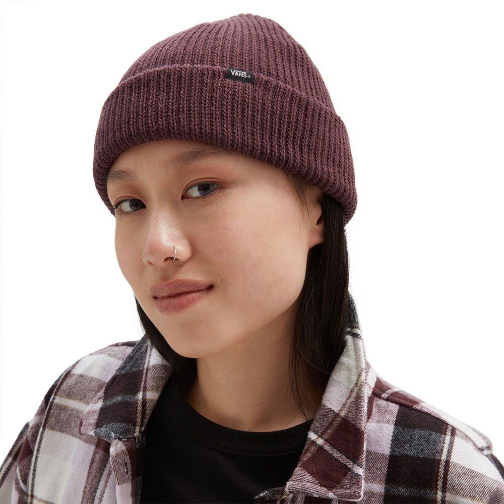 Maroon deals vans beanie