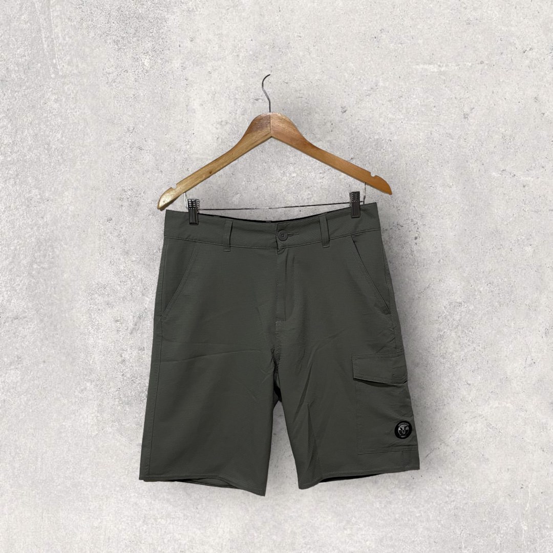 Vans Vanphibian Shorts Men s Fashion Bottoms Shorts on Carousell