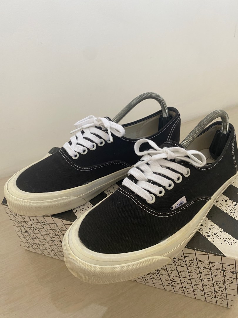 Vans vault og deals authentic lx black suede