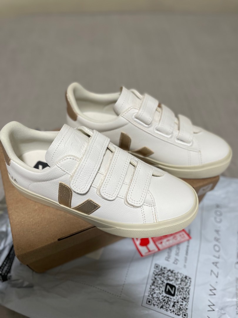 Veja Recife Extra White Platine, Men's Fashion, Footwear, Sneakers on ...