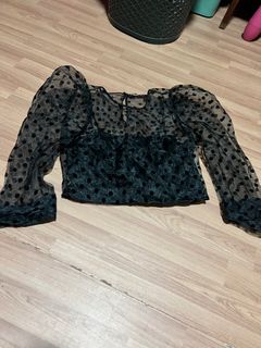 (Category: ) located in . Submitted by paris07 (Listing ID 1267013955, Image 1). Description: .