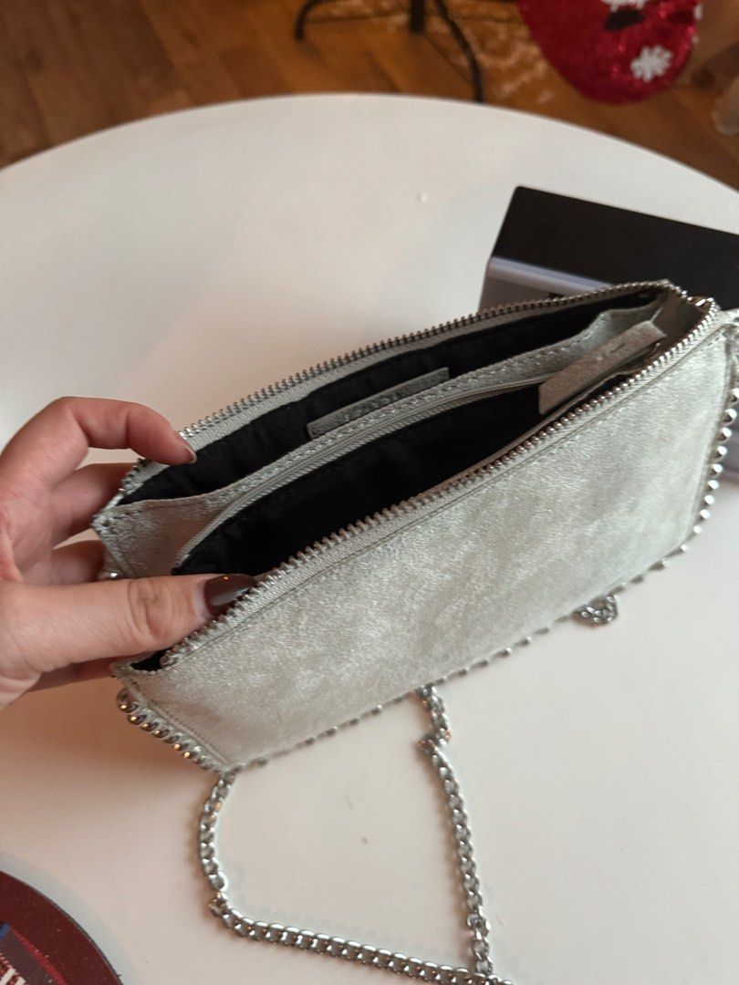 Zara studded crossbody Wallet Bag Women s Fashion Bags Wallets Wallets Card holders on Carousell
