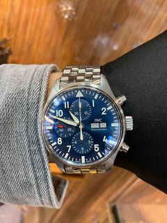 WATCHES Follow US Collection item 3