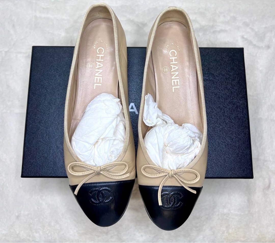 39.5 Chanel ballerina flats Two Tone Beige Black Women s Fashion