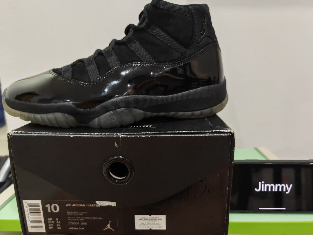 Cap and gown 11 box online