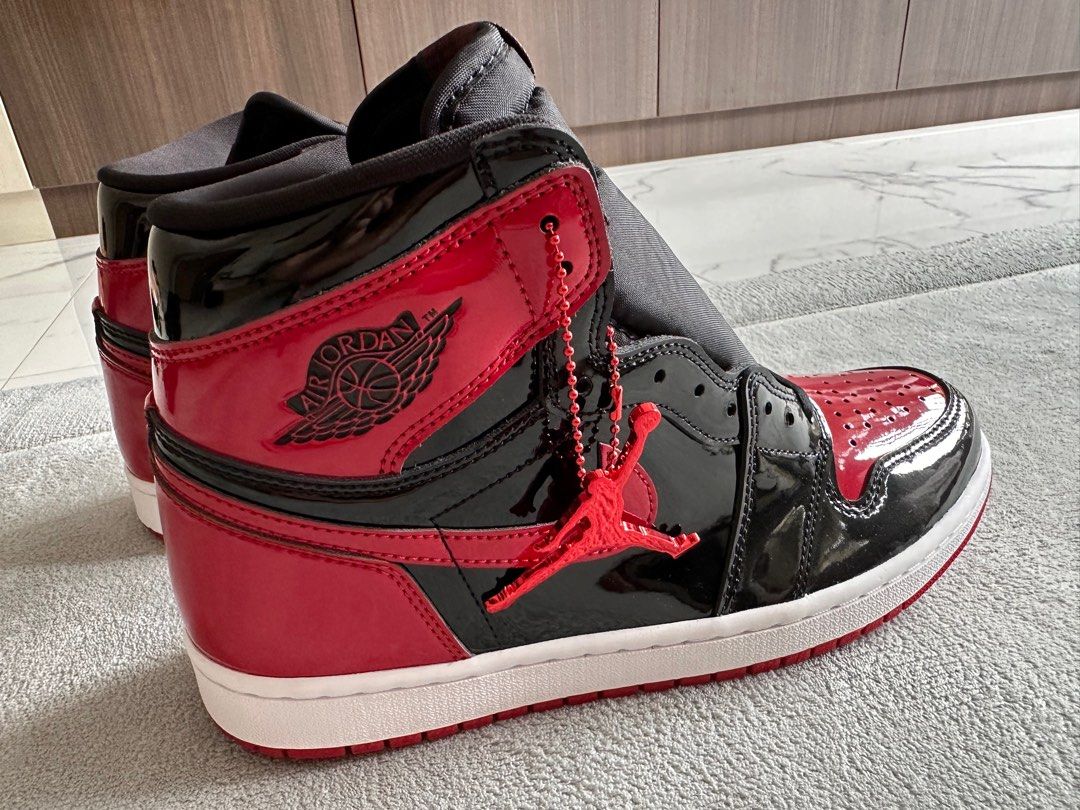 Air Jordan 1 Retro High OG Bred Patent, Men's Fashion, Footwear ...