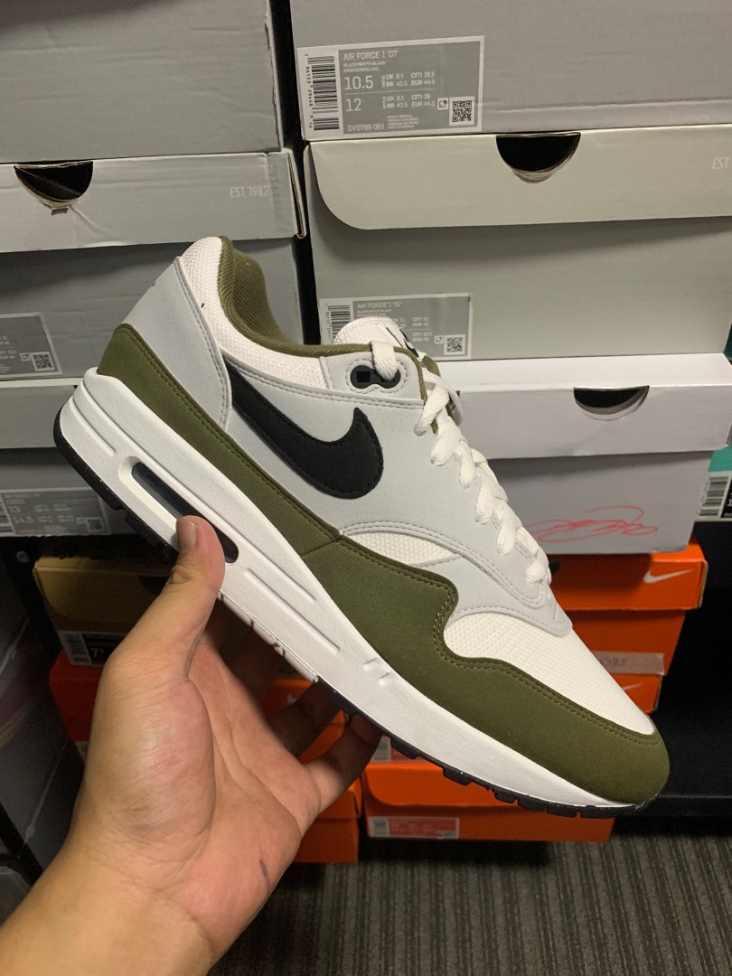 Air max clearance 1 medium olive