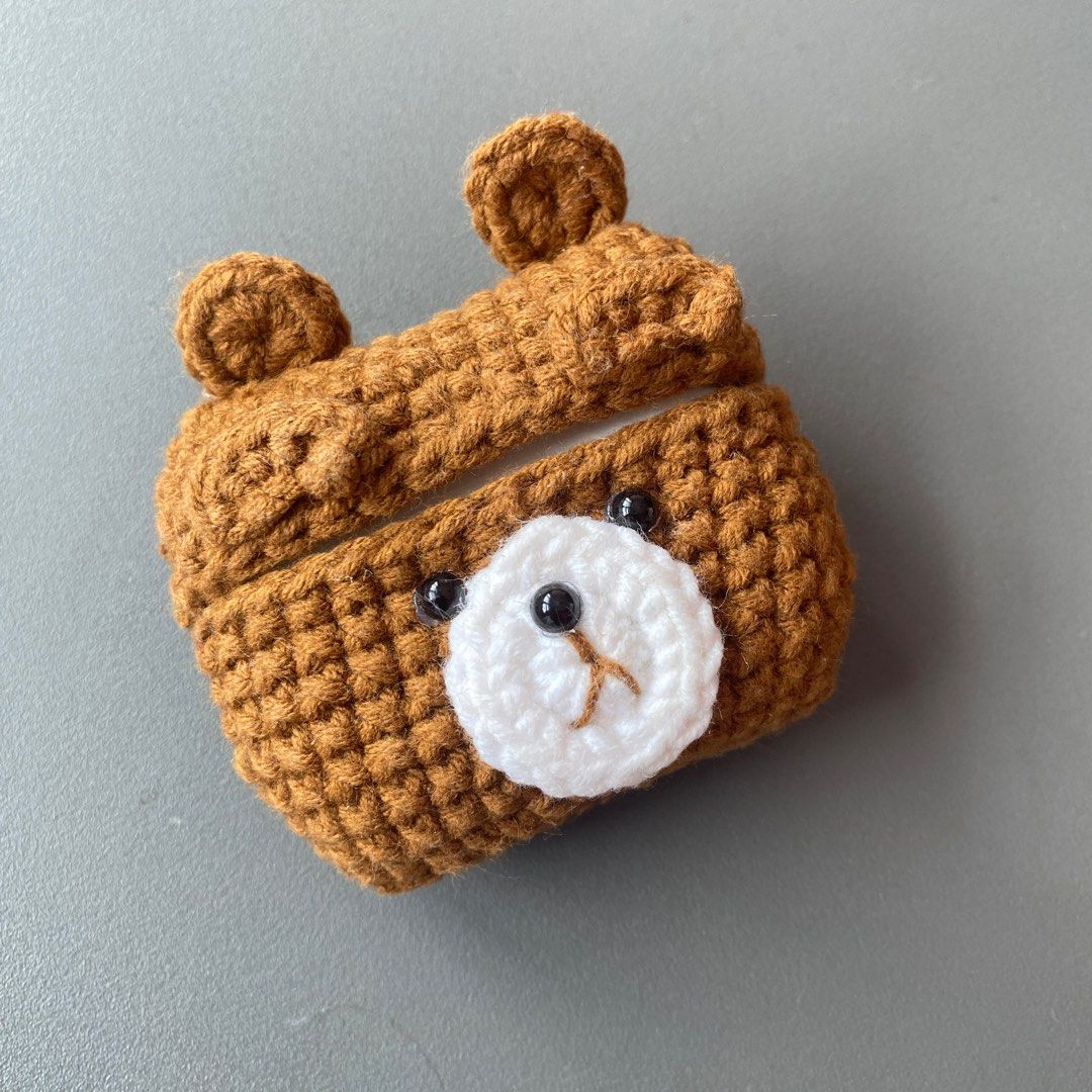 AirPod Pro Case Knitted Brown Bear, Audio, Portable Audio