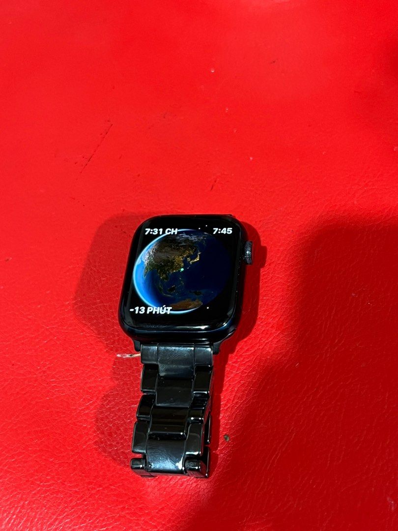 Apple Watch s7 45mm, 手機及配件, 智慧穿戴裝置及智慧手錶在旋轉拍賣