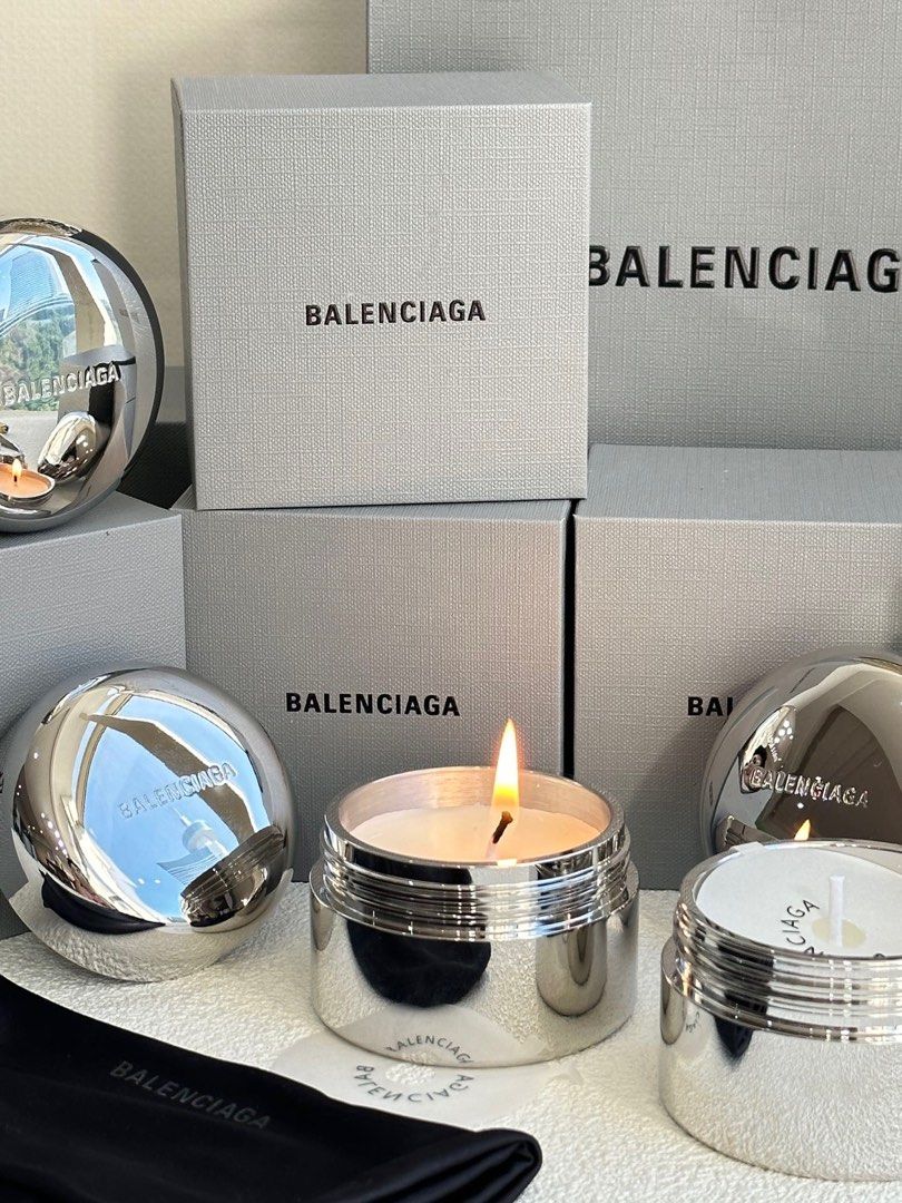 BALENCIAGA TRAVEL キャンドル で シルバー Travel キャンドル で シルバー | Balenciaga JP (バレンシアガ）