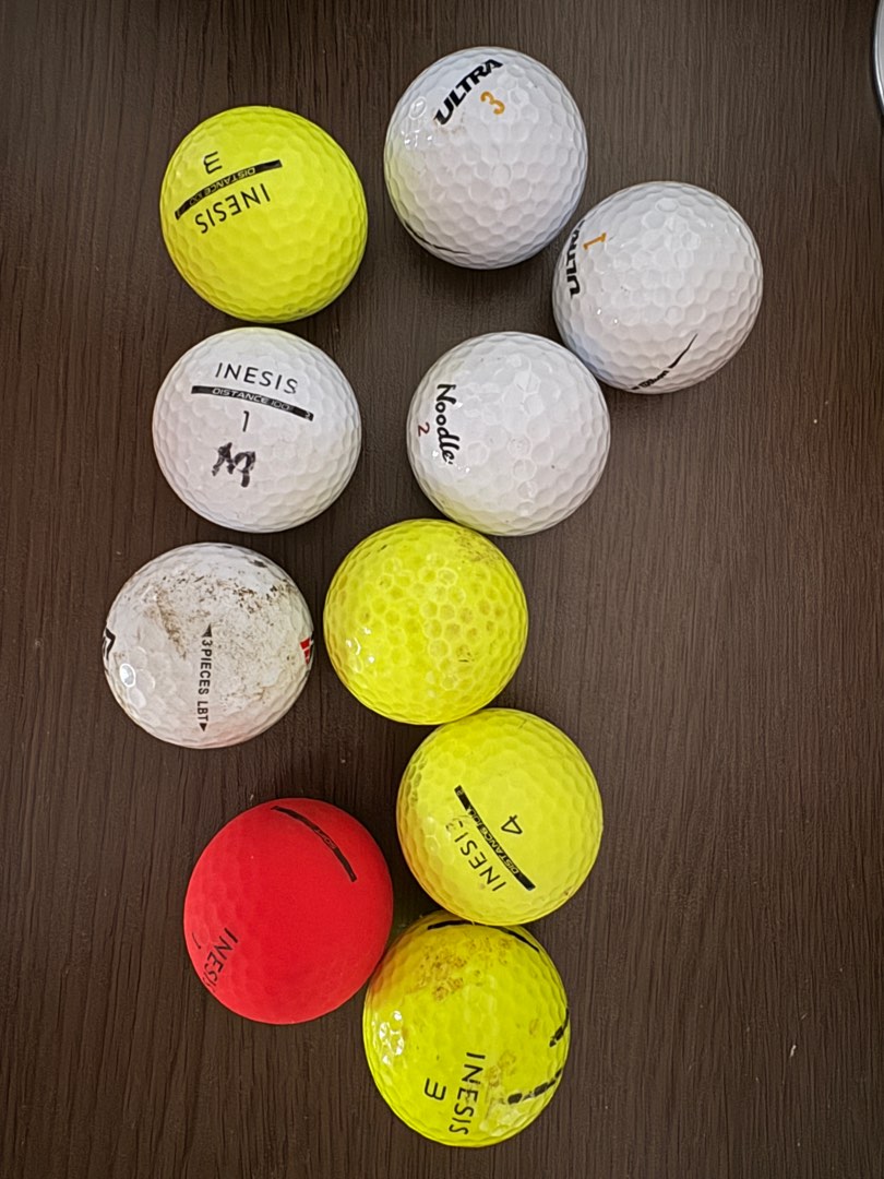 Beginner golf balls 0.5 each, Sports Equipment, Sports & Games, Golf