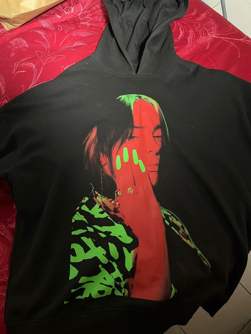 Red billie outlet eilish hoodie