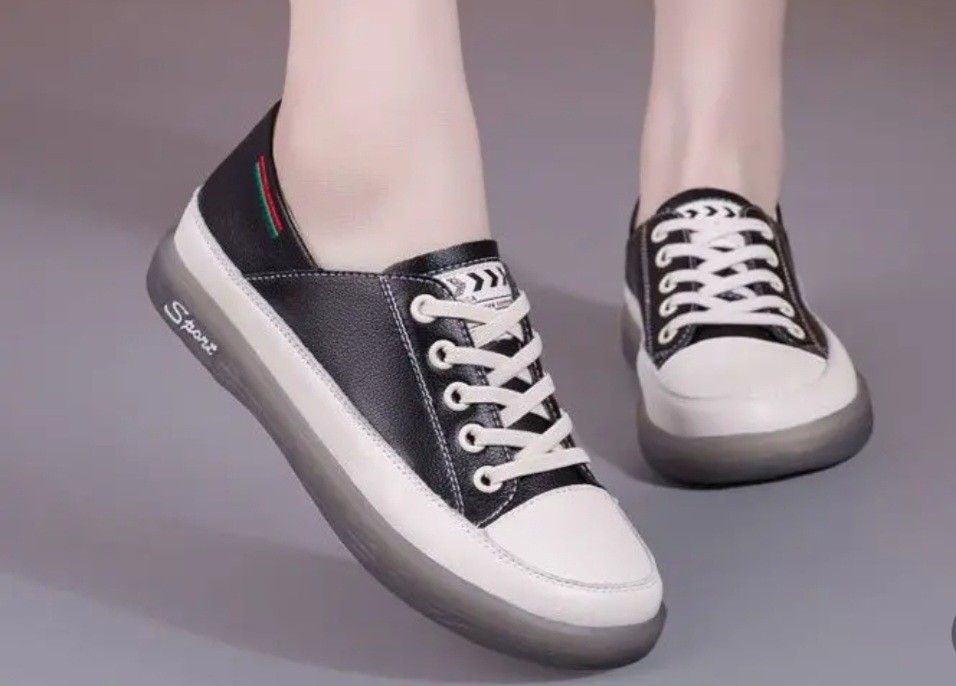 Casual shoe sales for girl