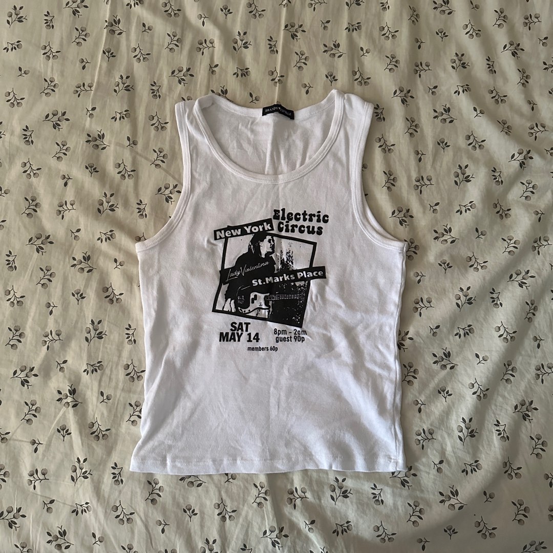 brandy melville connor electric circus tank, Women's Fashion, Tops