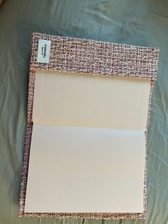 （分類：）位於 。 由 hellooohiyo 提交（商品編號 1267259537，圖片 1）。簡介： 。