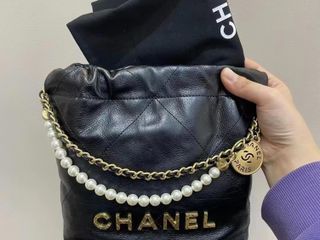 Chanel vintage mini square (17cm) lambskin in champagne gold with gold  hardware, Women's Fashion, Bags & Wallets, Shoulder Bags on Carousell