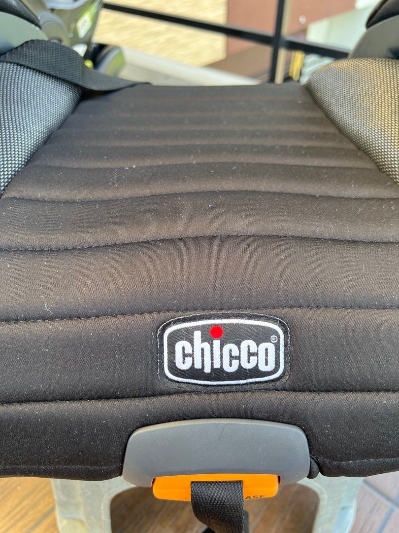 Chicco GoFit Backless Booster Car Seat - Shark (Black/Grey) 