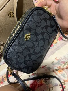 LV authentic overrun double zipper wallet, Women's Fashion, Bags