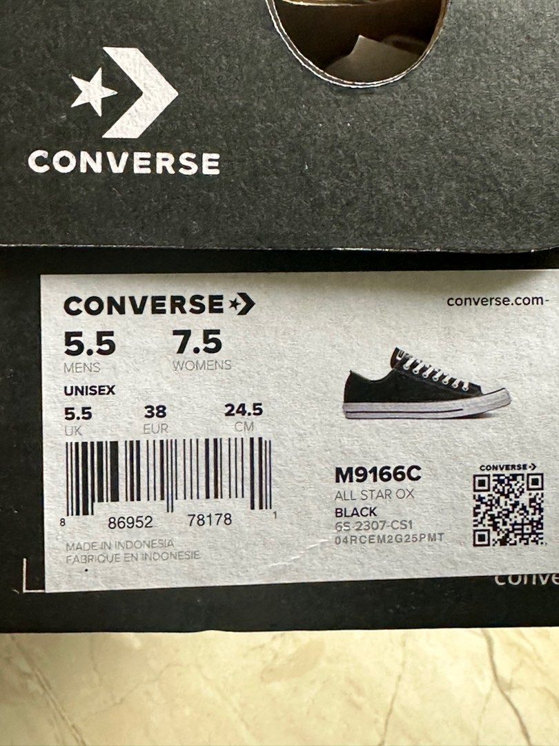 Size 5.5 men 7.5 women Converse Chuck Taylor All Star Oxford