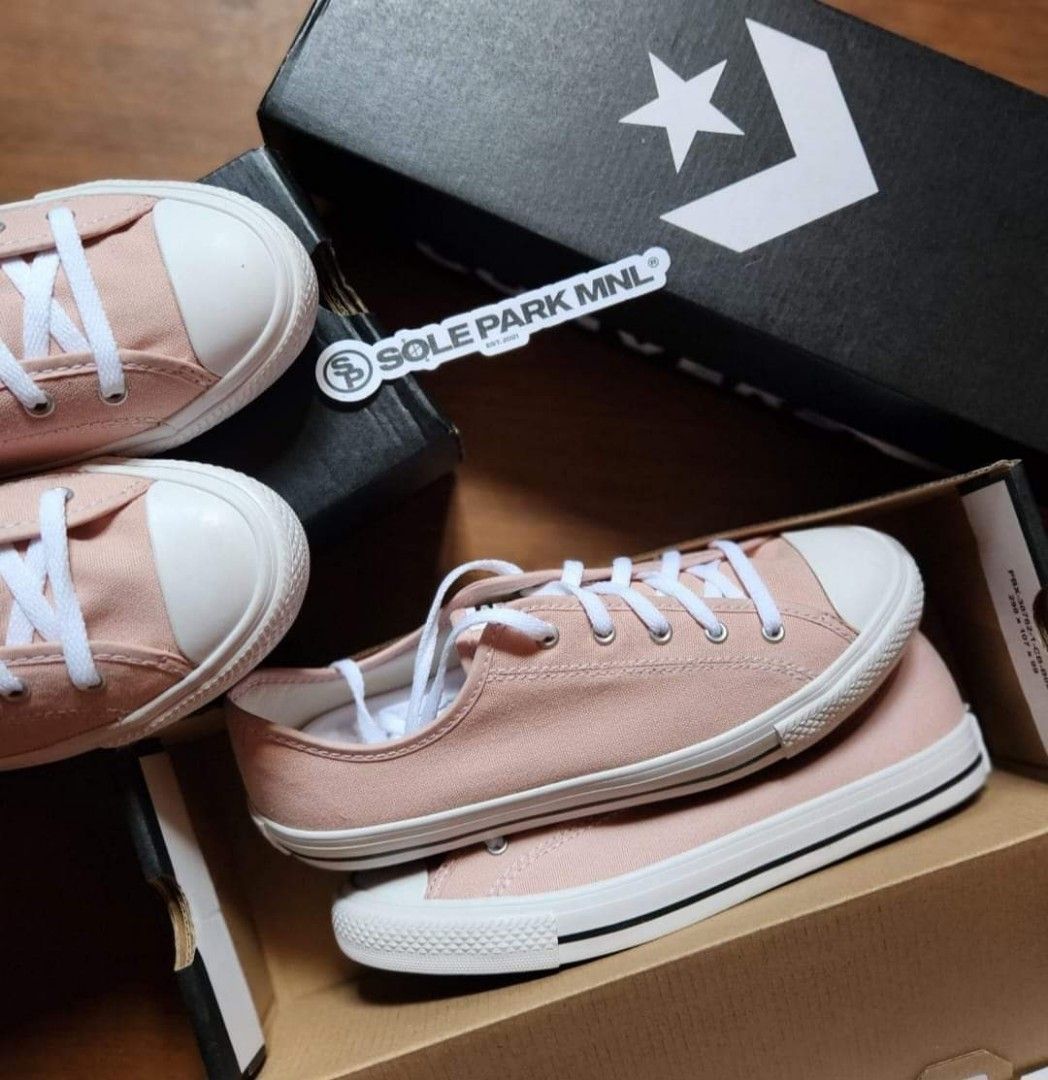 Converse light shop skimmer