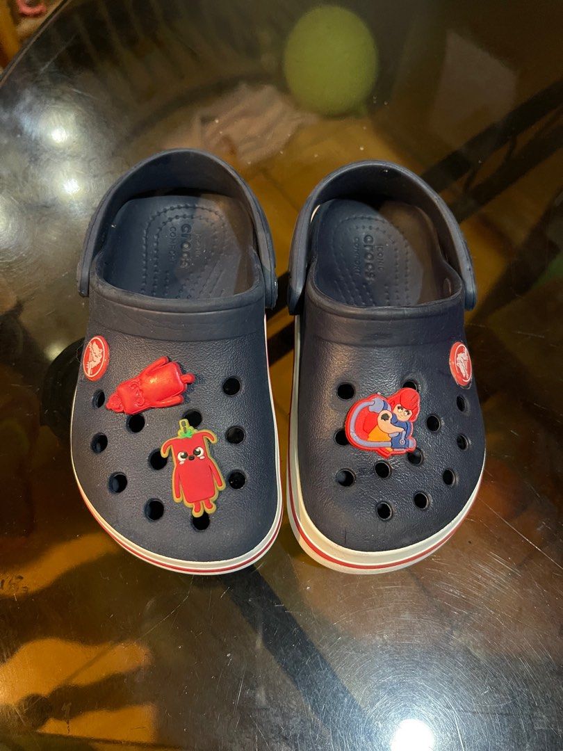 Crocs hotsell kids c8