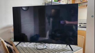 Devant 43-inch with LED issue
