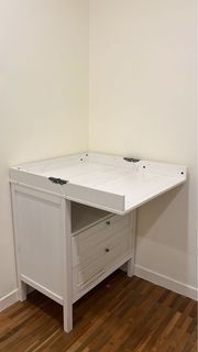Diaper changing table drawers