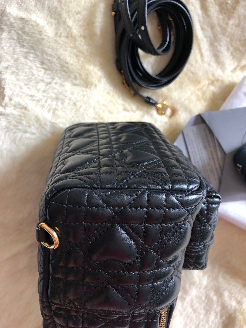 Dior armour bag online