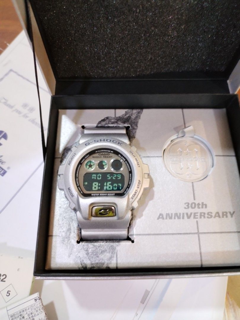 dw-sliver-coins-men-s-fashion-watches-accessories-watches-on-carousell