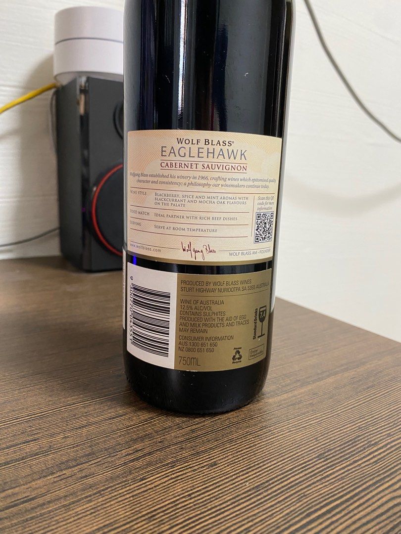 Eaglehawk wine, Food & Drinks, Alcoholic Beverages on Carousell
