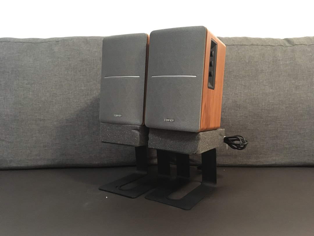 Edifier R1280DB Bookshelf Speaker Bluetooth, Wooden, 42W RMS, Stand