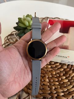 Fossil Smart Watch Gen 4 Like New ada tempered glass