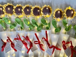 Graduation day gift/ crochet Sunflowers 🌻🌻for friends/ Teachers/ boyfriend/ graduation Day/ Birthday / Girlfriend/ Mother’s Day/ Valentine Day