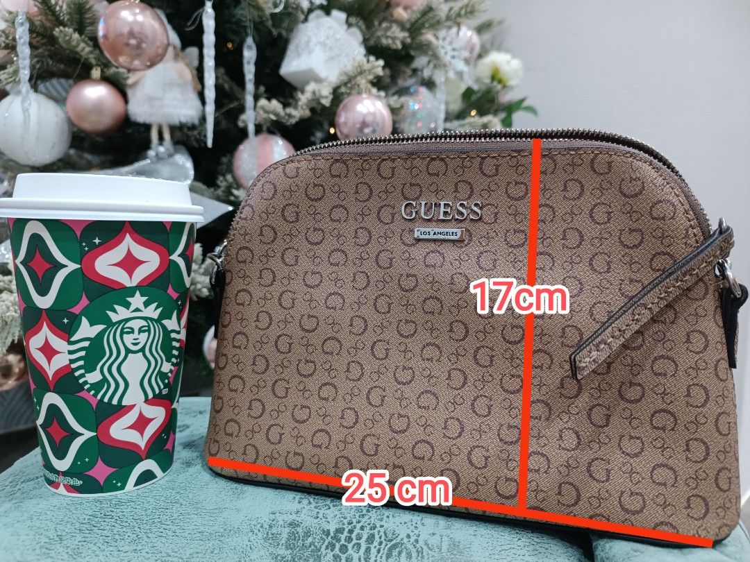 Guess shoulder shop