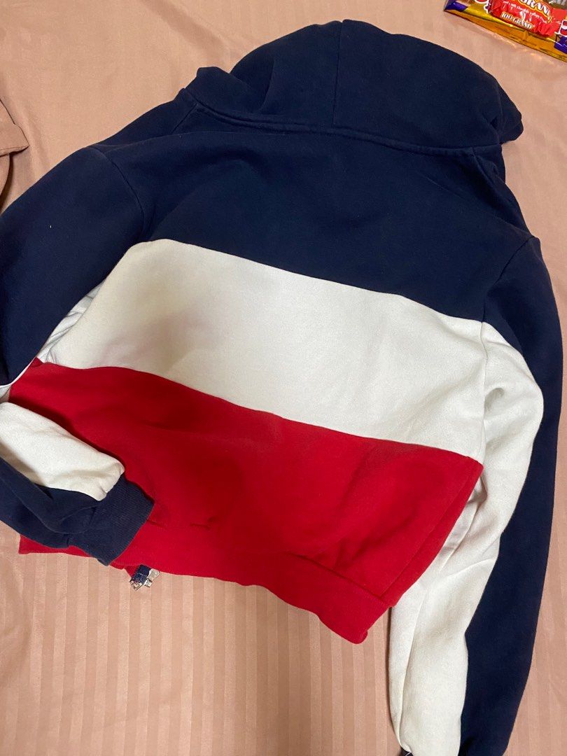 H M red white blue cropped hooded zip up jacket Women s Fashion Coats Jackets and Outerwear on Carousell