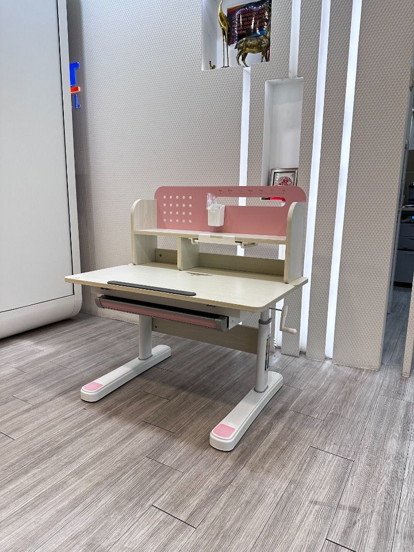 Impact Ergonomic Kids Study Desks 100cm Length, Babies & Kids, Baby