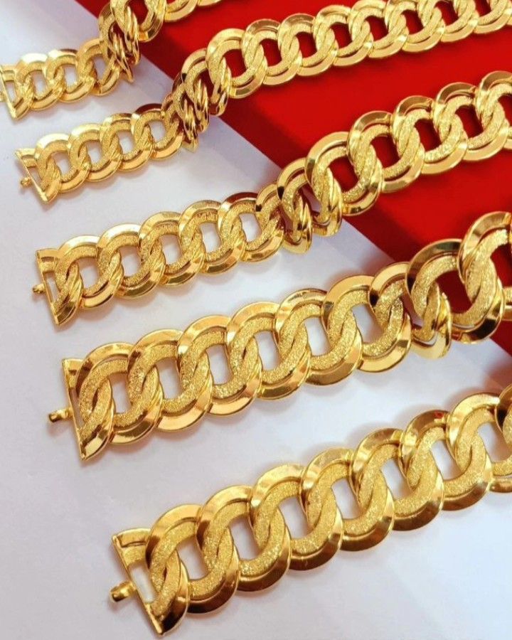 Gold king bracelet new arrivals