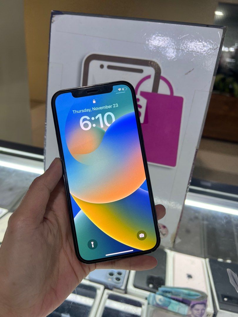 iphone 12 pro 128gb dual sim 2ndhand (Category: iPhone 12 Series) located in Cainta. Submitted by vine_gadget_shop (Listing ID 1267355433, Image 1). Description: iphone 12 pro 128gb dual sim 2ndhand hk variant no issue check all u want pick up store greenhills shopping center we accept trade in we accept credit card installment we do cod and door to door we ship nationwide for fast transaction call 09277368323 look for vine.