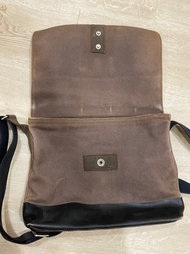 Jack Spade Messenger Sling Bag Men s Fashion Bags Sling Bags on Carousell