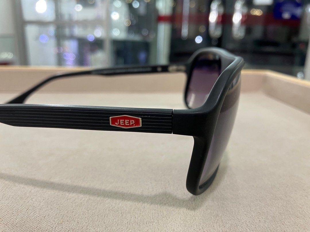 Jeep deals polarized sunglasses