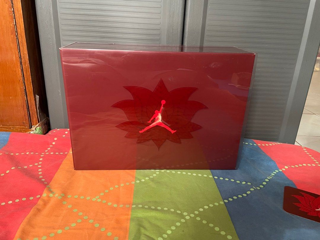 Jordan 37 lift up (Category: Sneakers) located in Polangui. Submitted by juangoicco (Listing ID 1267191859, Image 1). Description: size 8.5 us men nike apps store 100%legit brandnew.