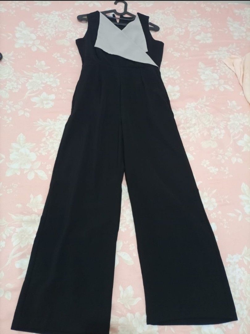 Jual JUMPSUIT CESSEI HITAM W di lapak rizky collection