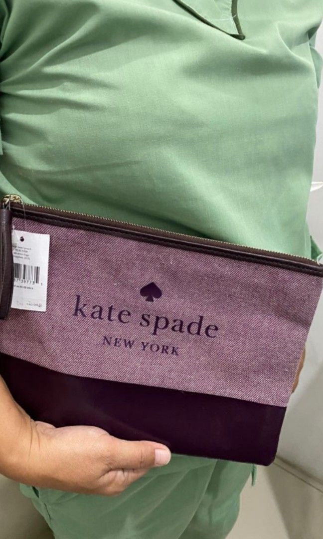 Kate spade pouch (Category: Purses & Pouches) located in Quezon City. Submitted by dveee (Listing ID 1267239260, Image 1). Description: Kate spade Tassle pouch or zipper clutch Blue color Deep Plum Authentic New from kate spade store canada Large tassel pouch Ash street logo 5 pieces - blazer blue 3 pieces - deep plum fixed sale price 2000 pm for sure buyers thank you.