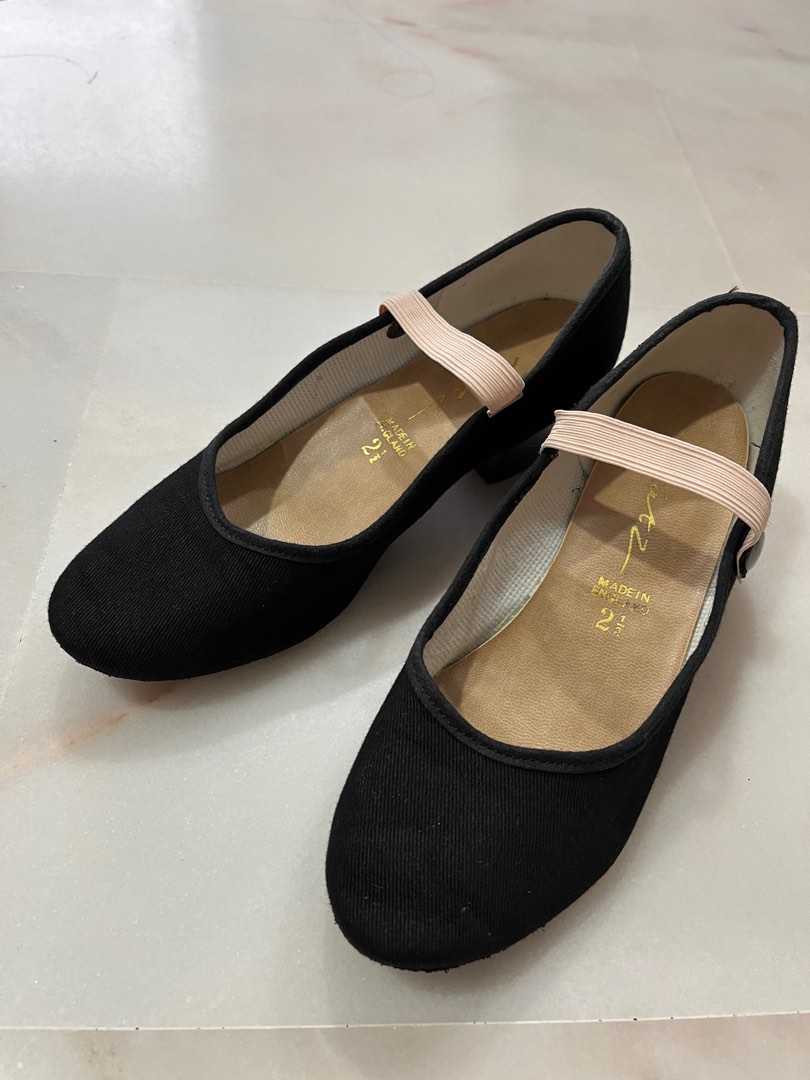 Katz character shoes Luxury Sneakers Footwear on Carousell