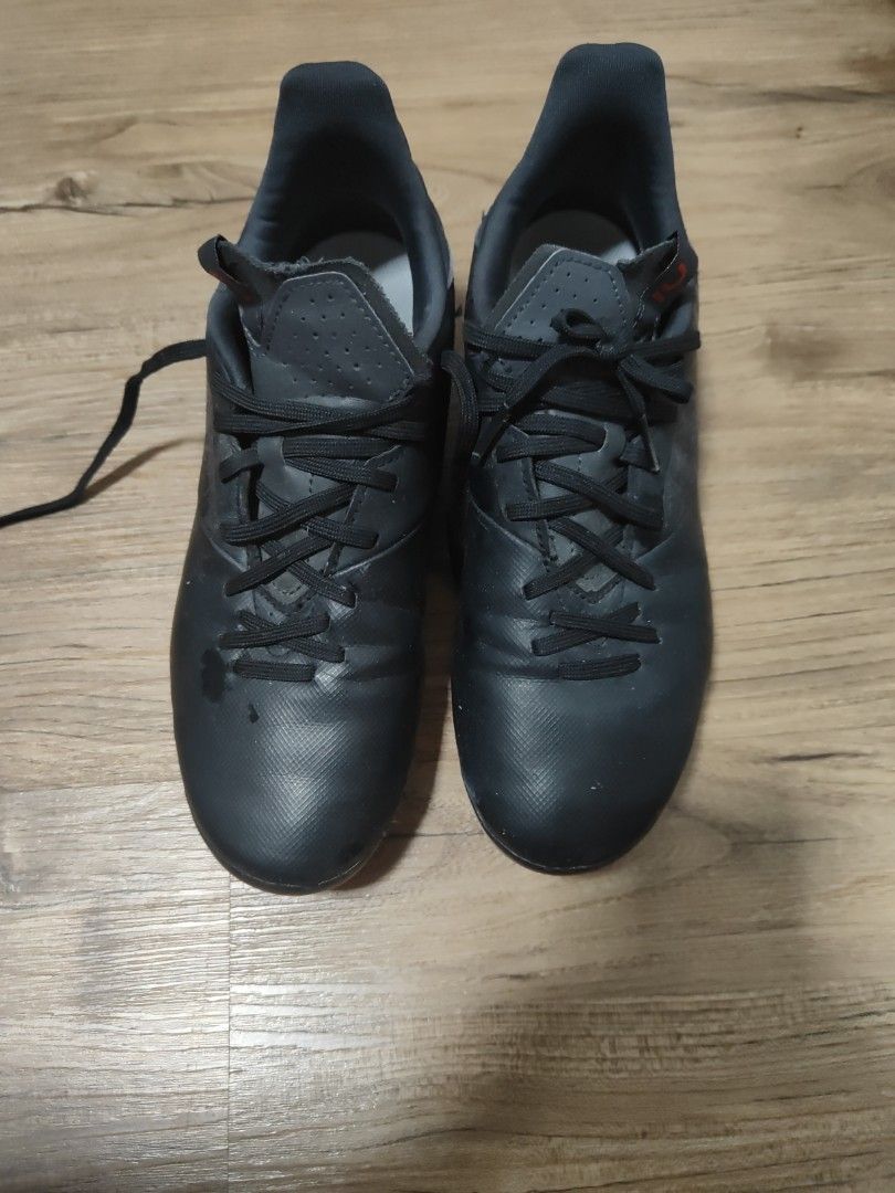 kipsta football boots