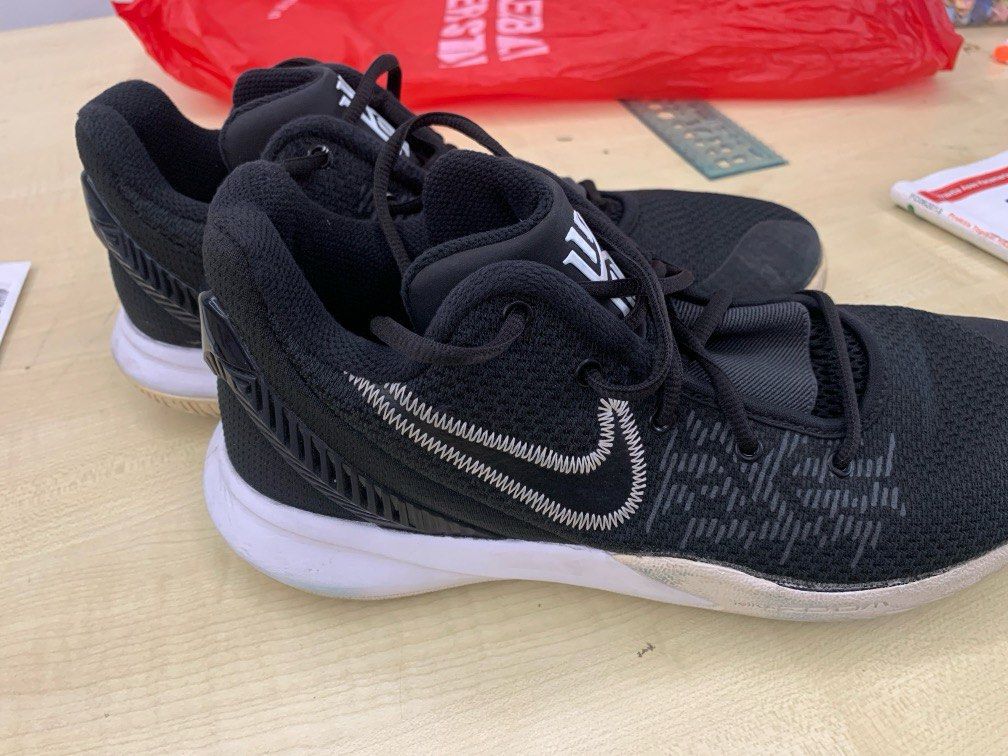 Kyrie irving flytrap 2 on sale
