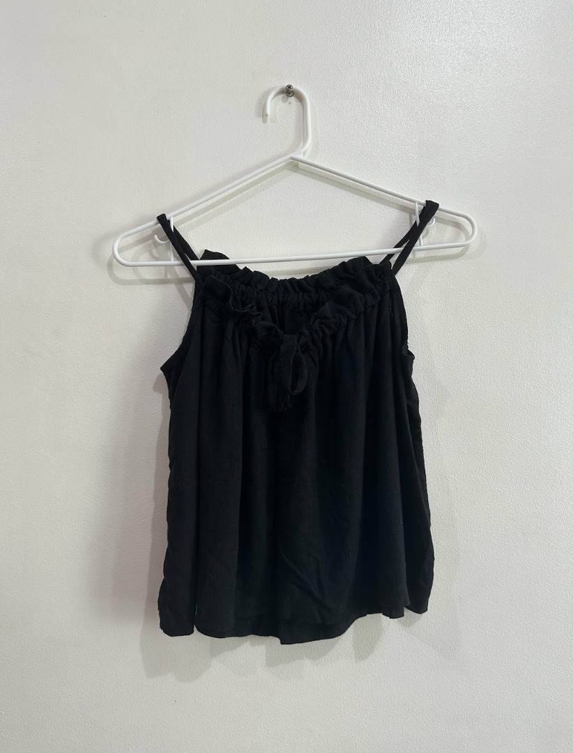 linen black tie top, Women's Fashion, Tops, Sleeveless on Carousell