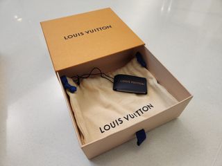 Shop Louis Vuitton Chain Links Bracelet (M00306, M00305) by lifeisfun