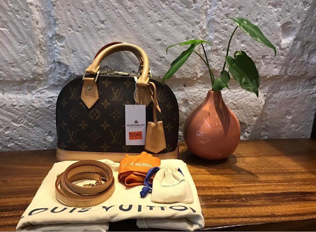 LV ALMA BB MONOGRAM (Category: Luxury Bags & Wallets) located in Taguig. Submitted by gem_almond517 (Listing ID 1267225590, Image 1). Description: AVAILABLE ON SHOP ! 💯AUTHENTIC LV ALMA BB MONOGRAM with hot stamp initial , MICROCHIP with dustbag, Lock & Key , ribbon & strap Php 63,000xxx we accept CASH and LAYAWAY 📍 Visit our physical store at 2nd Floor Serendra Retail BGC Taguig Store Hours : 12 noon - 9 PM Daily #almond517luxury.