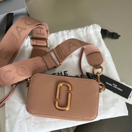 Marc Jacobs Snapshot Rosegold Crossbody Bag Luxury Bags Wallets on Carousell